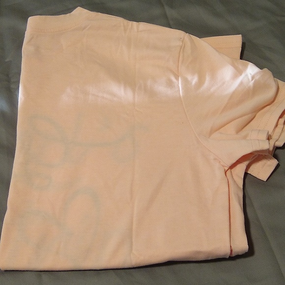 Girls Trip  Graphic Size Small 18" PTP 25 " Length  Peach Pink Color nwot - Picture 5 of 9